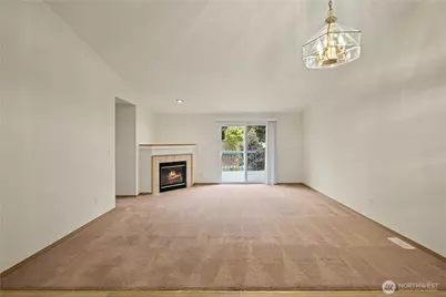 6716 64th Place NE #B, Marysville, WA 98270 - Photo 9