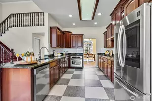 2118 246th Ave SE, Sammamish, WA 98075 - Photo 9