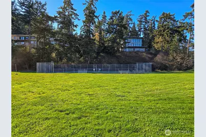 2271 Mariner Beach Drive, Oak Harbor, WA 98277 - Photo 13