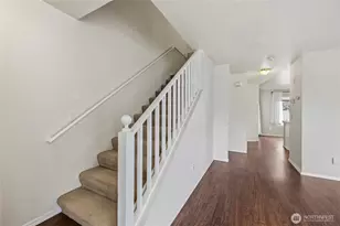 8823 Holly Dr, Everett, WA 98208 - Photo 15