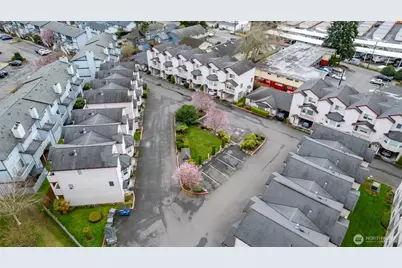 8823 Holly Drive #502, Everett, WA 98208 - Photo 29