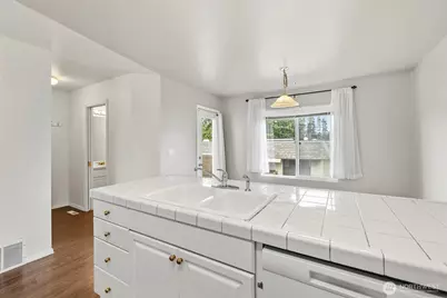 8823 Holly Drive #502, Everett, WA 98208 - Photo 13