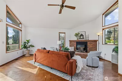 1211 31st Street, Anacortes, WA 98221 - Photo 3