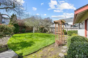 1211 31st St, Anacortes, WA 98221 - Photo 25