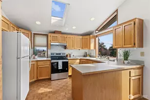 1211 31st St, Anacortes, WA 98221 - Photo 13