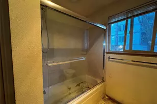 724 N 137th St, Seattle, WA 98133 - Photo 21