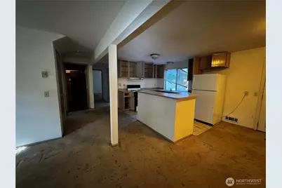 724 N 137th Street, Seattle, WA 98133 - Photo 17