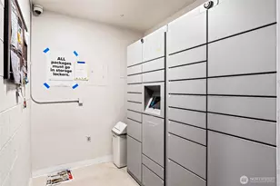 400 Melrose Ave E, Seattle, WA 98102 - Photo 13