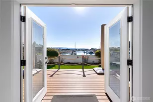 2251 Mariner Beach Dr, Oak Harbor, WA 98277 - Photo 15