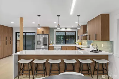 12562 17th Avenue NE, Seattle, WA 98125 - Photo 9