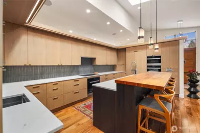 1437 Broadmoor Drive E, Seattle, WA 98112 - Photo 19