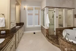 21219 SE 39th St, Sammamish, WA 98075 - Photo 23