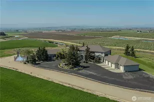 1050 Lewandowski Rd, Sunnyside, WA 98944 - Photo 3