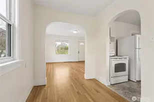 2112 S Ash St, Tacoma, WA 98405 - Photo 13