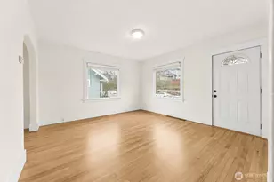 2112 S Ash St, Tacoma, WA 98405 - Photo 5