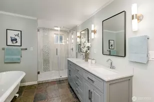 6001 60th Ave NE, Seattle, WA 98115 - Photo 17