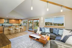 6001 60th Ave NE, Seattle, WA 98115 - Photo 9