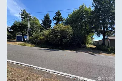 991 Mount Olympus Avenue SE, Ocean Shores, WA 98569 - Photo 5