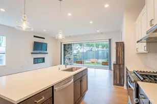 23589 SE Logan St, Black Diamond, WA 98010 - Photo 9