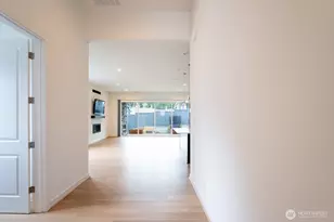 23589 SE Logan St, Black Diamond, WA 98010 - Photo 5