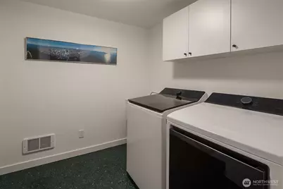 2426 NW 201st Place, Shoreline, WA 98177 - Photo 33