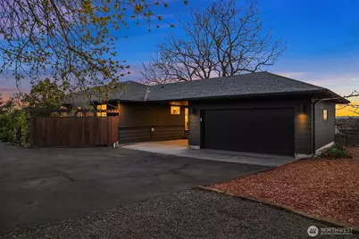 2426 NW 201st Place, Shoreline, WA 98177 - Photo 3