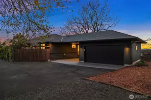 2426 NW 201st Pl, Shoreline, WA 98177 - Photo 3