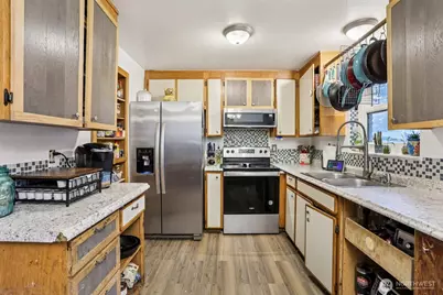 12624 217th Avenue Ct E, Bonney Lake, WA 98391 - Photo 7