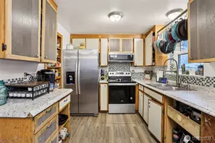 12624 217th Ave Ct E, Bonney Lake, WA 98391 - Photo 7