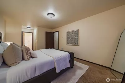 11532 15th Avenue NE #401, Seattle, WA 98125 - Photo 13