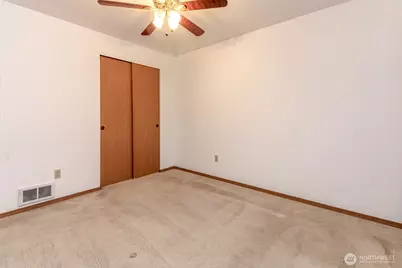 1807 157th Street Ct E, Tacoma, WA 98445 - Photo 31