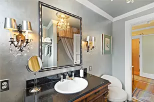 904 E Miller St, Seattle, WA 98102 - Photo 9