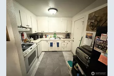 2903 E Union Street, Seattle, WA 98122 - Photo 9