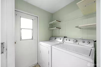 6118 67th Avenue NE #4, Marysville, WA 98270 - Photo 5