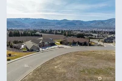 968 Briarwood Drive, East Wenatchee, WA 98802 - Photo 3