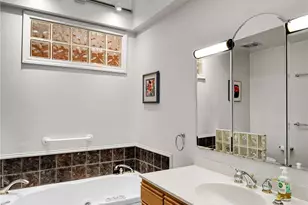 18722 56th Ave NE, Kenmore, WA 98028 - Photo 11