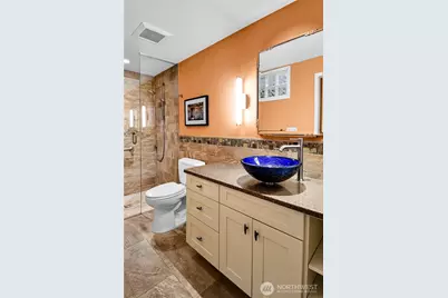 18722 56th Avenue NE, Kenmore, WA 98028 - Photo 9