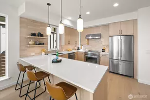 2851 NW 70th St, Seattle, WA 98117 - Photo 7