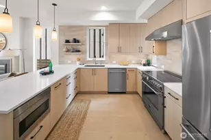 2851 NW 70th St, Seattle, WA 98117 - Photo 5