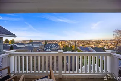 426 Smith Street, Seattle, WA 98109 - Photo 29