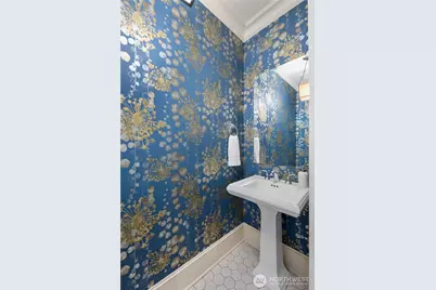 426 Smith Street, Seattle, WA 98109 - Photo 15