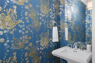 426 Smith St, Seattle, WA 98109 - Photo 15