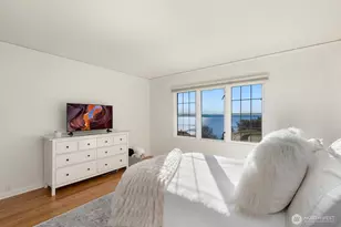 2803 Magnolia Blvd W, Seattle, WA 98199 - Photo 19