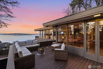 2103 Steilacoom Boulevard, Steilacoom, WA 98388 - Photo 1