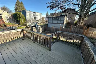 234 21st Ave E, Seattle, WA 98112 - Photo 17