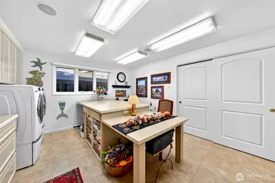 1911 Bay Place, Anacortes, WA 98221 - Photo 29