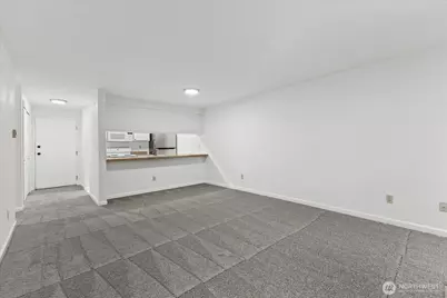 132 NE 95th Street #B309, Seattle, WA 98115 - Photo 15