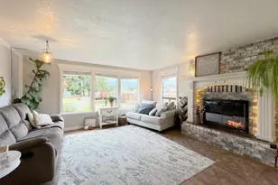 242 Agnew Pkwy, Port Angeles, WA 98362 - Photo 3