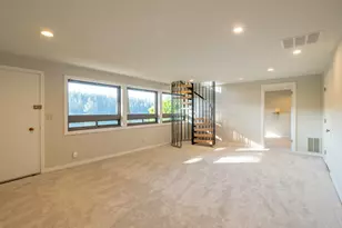 6490 NE Monte Vista Dr, Bainbridge Island, WA 98110 - Photo 17