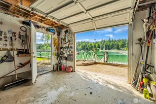 6490 NE Monte Vista Dr, Bainbridge Island, WA 98110 - Photo 35